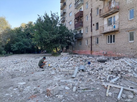 »Sie fragten: ›Mama, was ist? Lebst du?‹« – Trümmer vor dem Haus in der Leninstraße 60 in Perwomajsk - Foto Ulrich Heyden